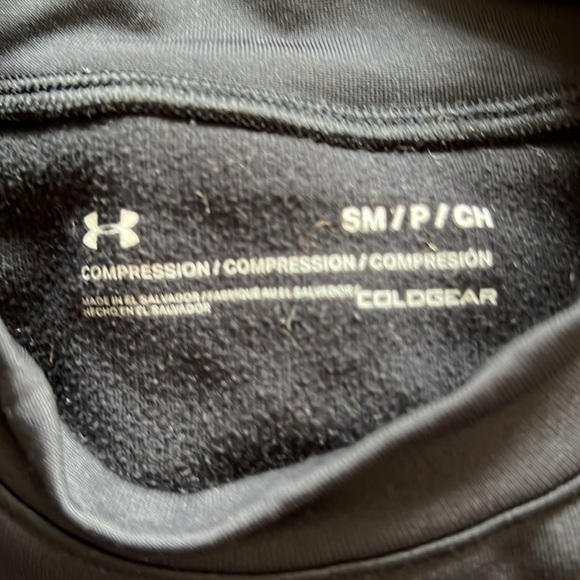 Under Armour compression shirt - Picture 2 of 3